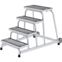 Tritte / Arbeitspodeste